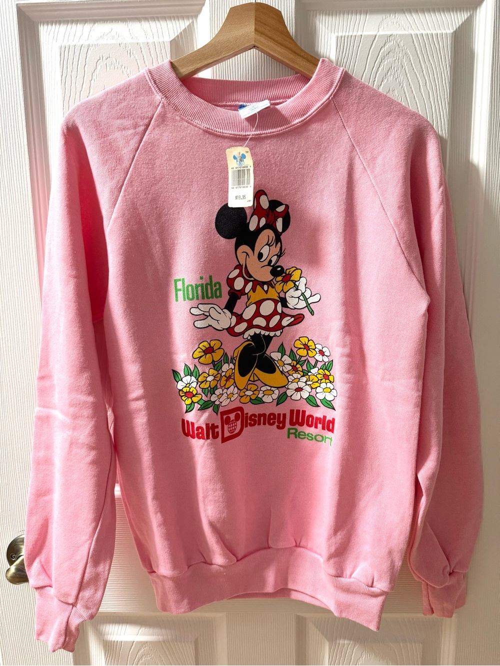 Vintage Walt Disney World Minnie Mouse Pink Crewneck Sweatshirt